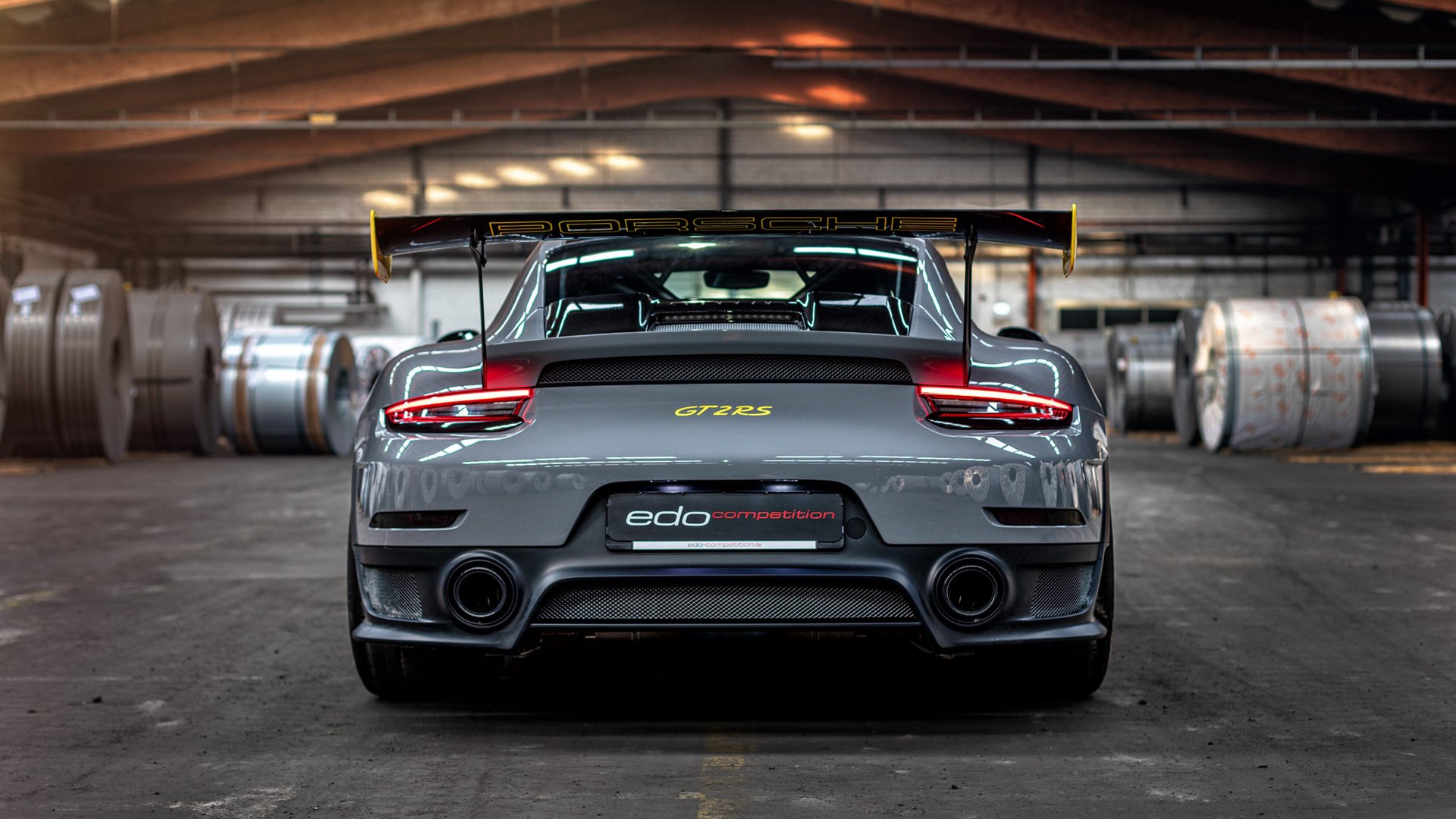 “青训科技创新，智能监控助力成长”